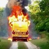 Ônibus escolar pego fogo e crianças escapam ilesas em Brasilândia