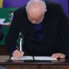 Lula assina medida provisória para taxar fundos de ‘super-ricos’