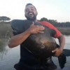Morador de Três Lagoas pesca 'peixão' de 22 quilos