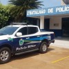 Policial militar de folga intervém e protege vítima de roubo em Três Lagoas. Um assaltante morreu e outro foi ferido