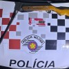 POLÍCIA MILITAR DE PENÁPOLIS ATUA EM OCORRÊNCIA DE VIOLÊNCIA DOMÉSTICA E APREENDE ARMA DE FOGO