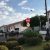 AGLOMERAÇÃO E SOM ALTO: grupo religioso instala carro de som em frente a Santa Casa de Birigui para “orar”