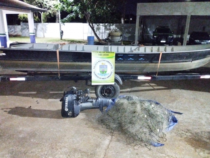Polícia Ambiental prende e autua em R$ 1,5 mil um pescador utilizando rede de pesca e apreende barco em Três Lagoas
