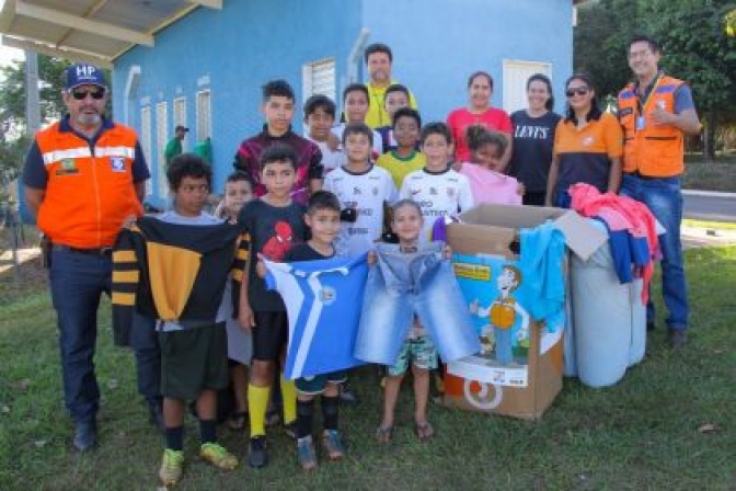 Defesa Civil de Três Lagoas encerra Campanha do Agasalho com distribuição de peças no Distrito de Arapuá