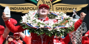 Sueco Marcus Ericsson surpreende e vence as 500 Milhas de Indianápolis
