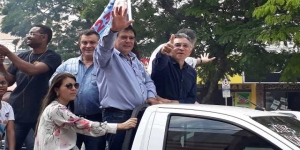 Odilon faz carreata e caminhada em Nova Andradina contra a corrupção