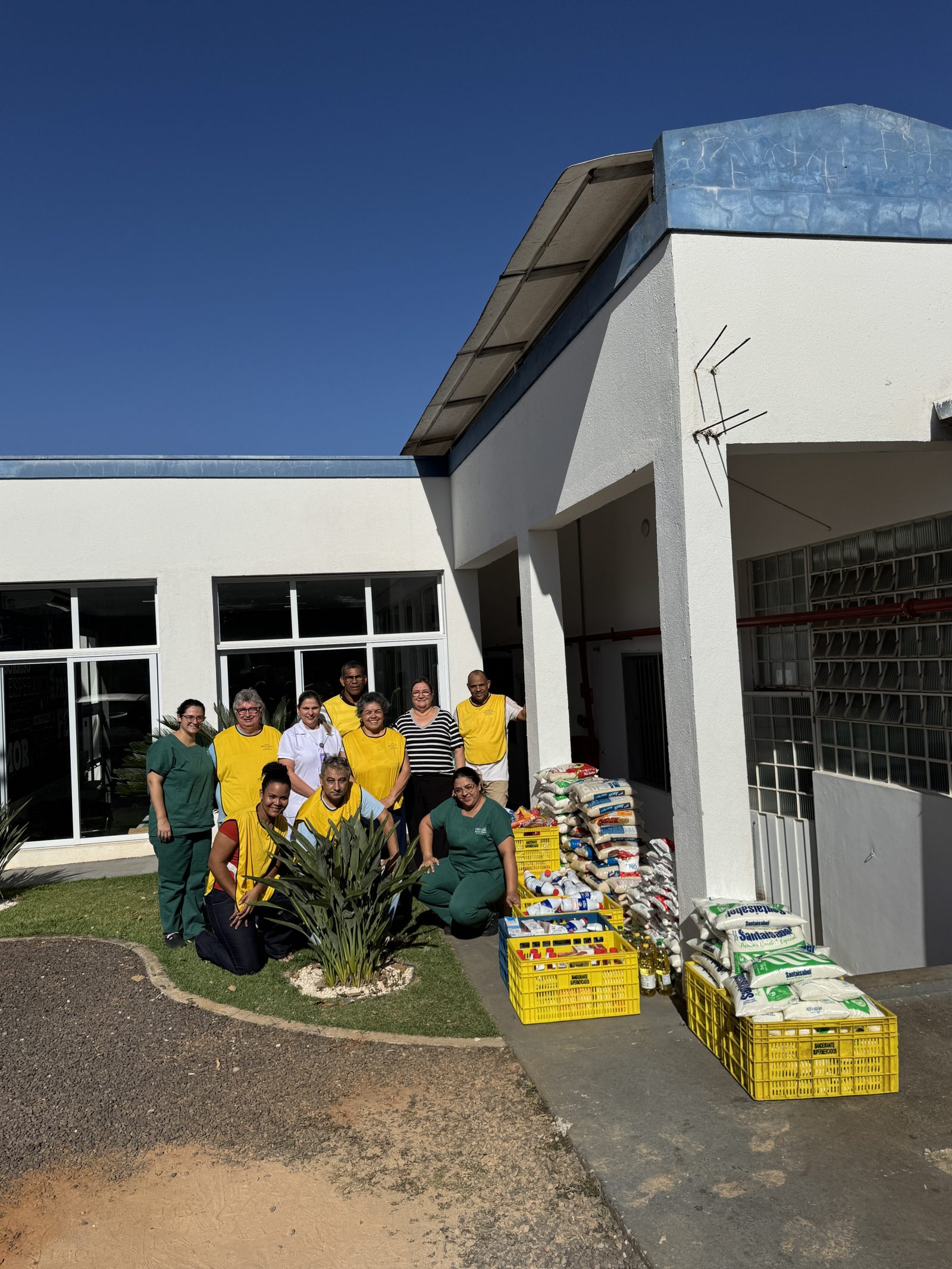 Igreja de Jesus Cristo dos Santos dos Últimos Dias promove arrecadação de alimentos em supermercados e doa à Santa Casa de Birigui