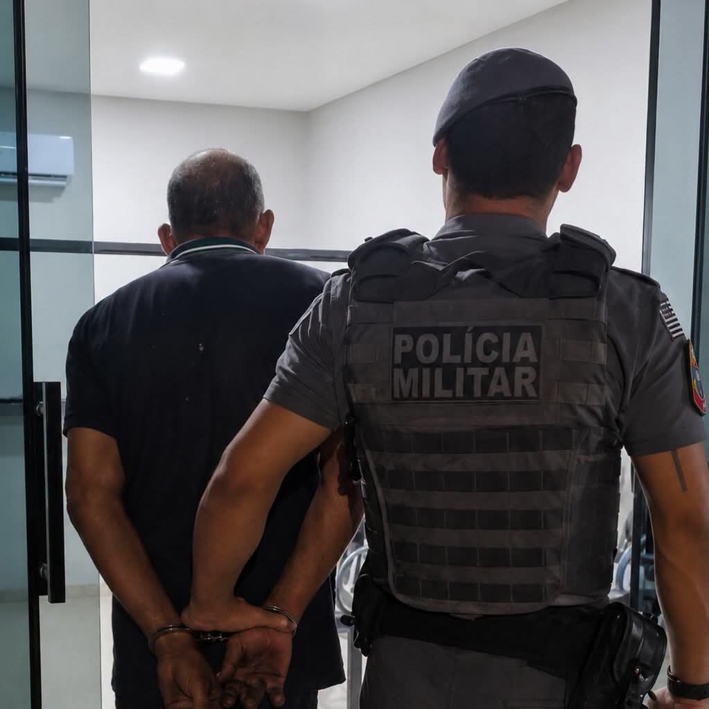 Polícia Militar de Andradina prende homem com 25 metros de fios de telefonia no bairro Pereira Jordão 