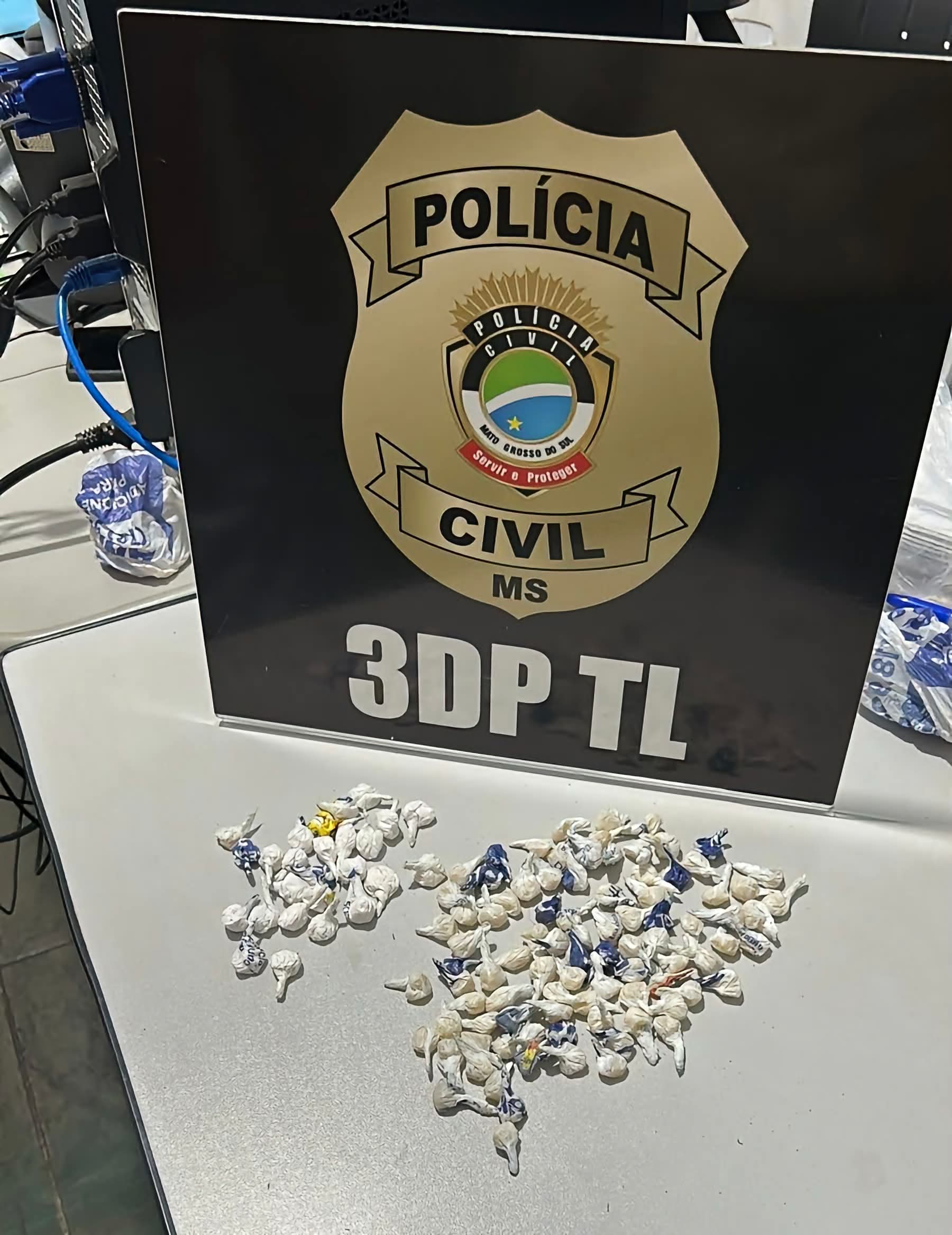 3 ° Delegacia de Polícia de Três Lagoas prende mulher trans por tráfico e apreende mais de 100 porções de drogas 