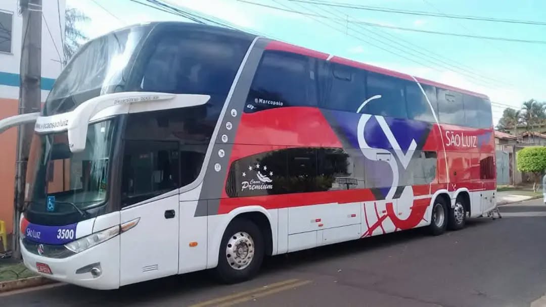 POLÍCIA RODOVIÁRIA FEDERAL PRENDE PASSAGEIRO SUSPEITO DE ATEAR FOGO EM ÔNIBUS NA BR-262 EM ÁGUA CLARA
