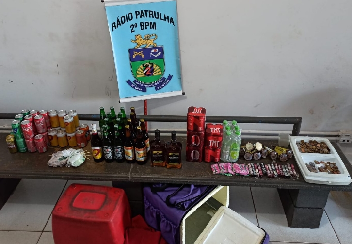 Rádio Patrulha prende indivíduos no centro de Três Lagoas autores de Furto de uma churrascaria