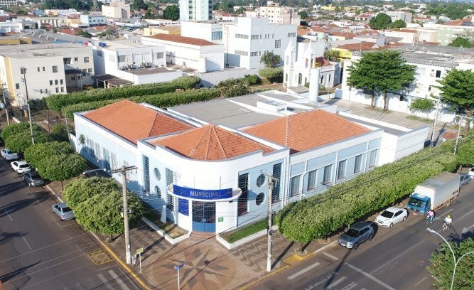 Prefeitura de Três Lagoas pagará a 1ª parcela do 13º salário no dia 24 de outubro