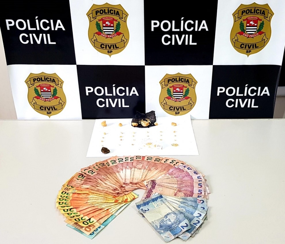 DISE de Andradina prende traficante com crack e dinheiro do tráfico, alvo de investigação bairro Castanheiras