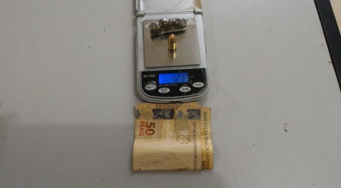 Polícia Militar e SIG de Água Clara prendem foragido da justiça no bairro Centro Velho