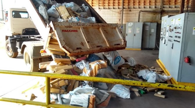 Comissão de inquérito ouve servidores da Prefeitura de Três Lagoas sobre a contratação da coleta de lixo