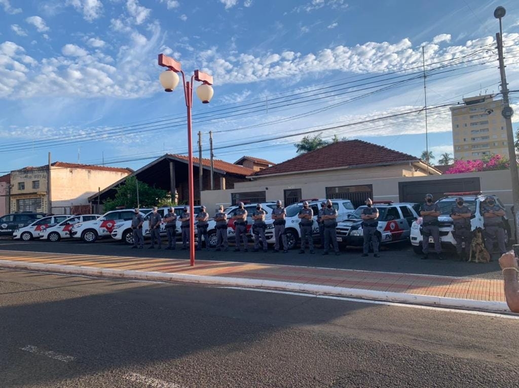 OPERAÇÃO CONJUNTA POLICIA MILITAR E POLÍCIA CIVIL EM PEREIRA BARRETO E SUD MENNUCCI PRENDEU 05 PESSOAS