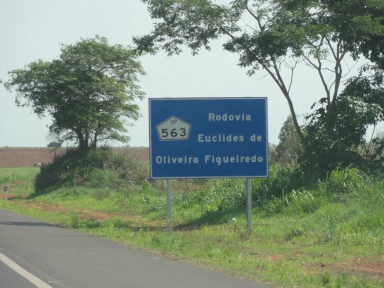 FALA POVO: População critica o prefeito de Três Lagoas Ângelo Chaves Guerreiro