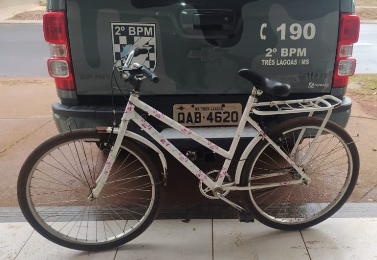Jovens são detidos pela Força Tática com bicicleta furtada e porções de maconha em Três Lagoas