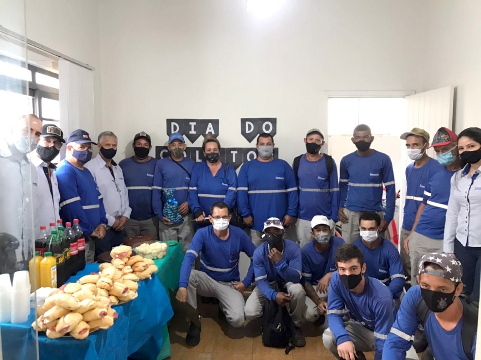No Dia do Coletor, Conservita realiza café da manhã para homenagear trabalhadores em Andradina