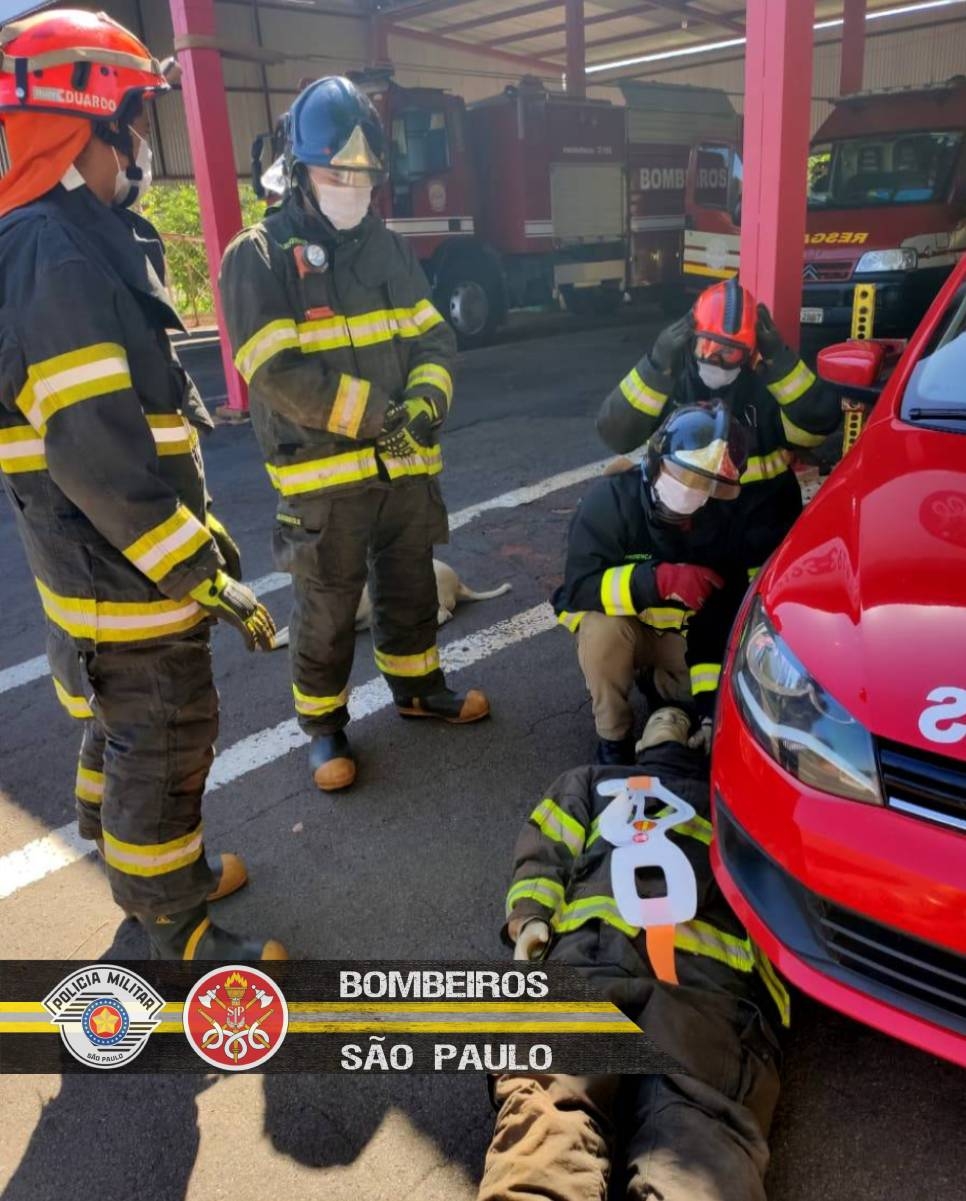 TREINAMENTOS E INSTRUÇÕES DE ROTINA DA ESTAÇÃO DE BOMBEIROS DE ILHA SOLTEIRA