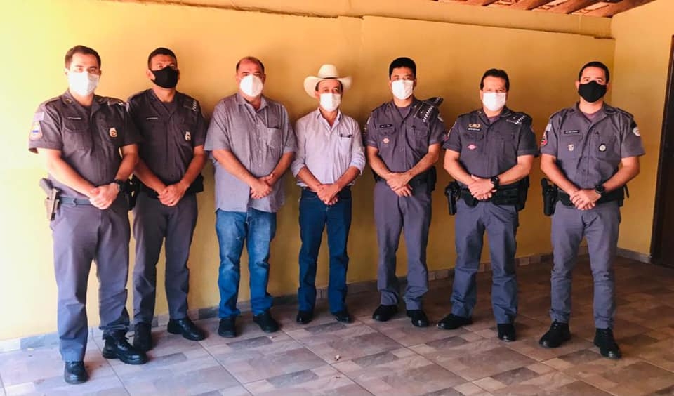 Visita do Comando do 28° BPM/I ao Prefeito Municipal de Nova Independência, Sr. Fernando Macchi Santana