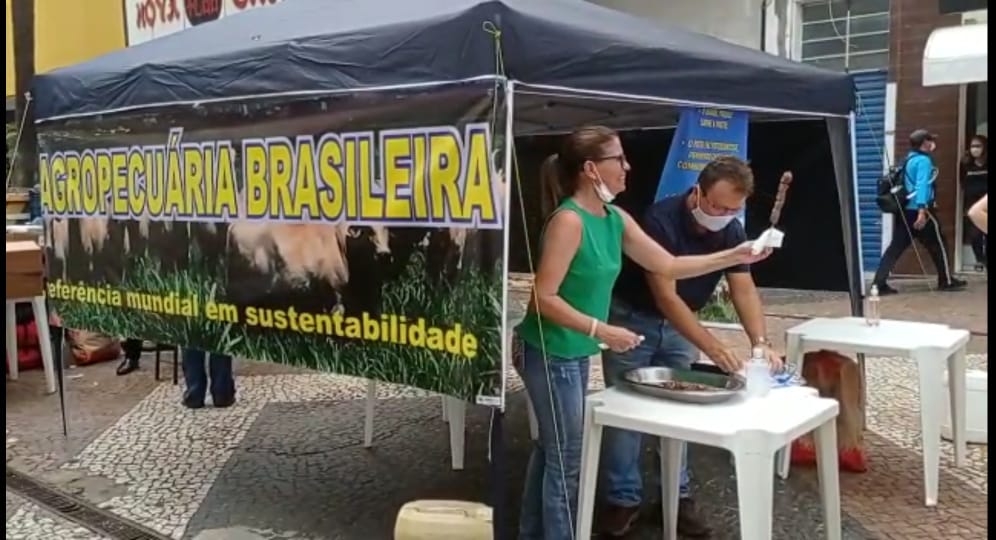 Pecuaristas fazem manifestação contra o Bradesco em Araçatuba e Birigui
