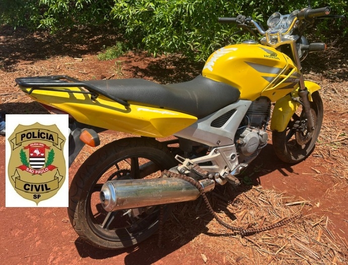 POLÍCIA CIVIL RECUPERA EM POUCAS HORAS, MOTOCICLETA FURTADA NA CIDADE DE TARUMÃ/SP