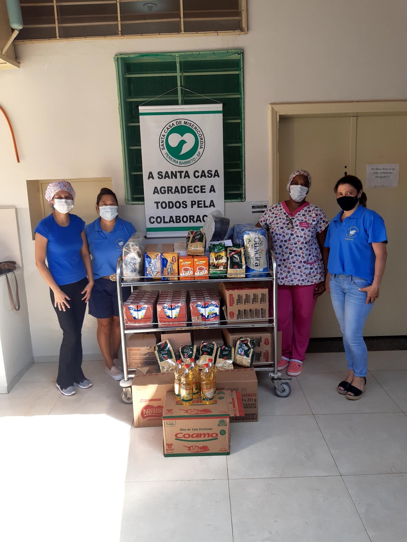 Loja Maçônica Artífices Novo Oriente de Pereira Barreto doou vários alimentos para Santa Casa de Pereira Barreto