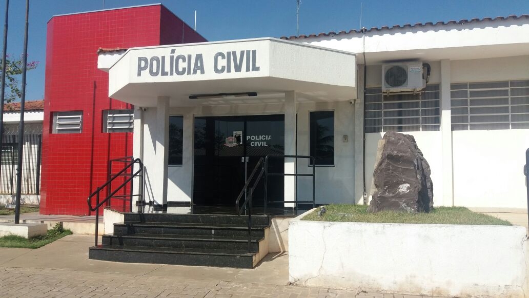 Agentes da Penitenciária de Valparaíso impedem fuga em viatura de transporte de preso