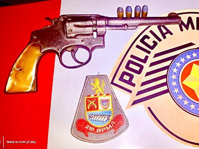 Polícia Militar apreende arma em Castilho após briga de pai e filho contra outra pessoa