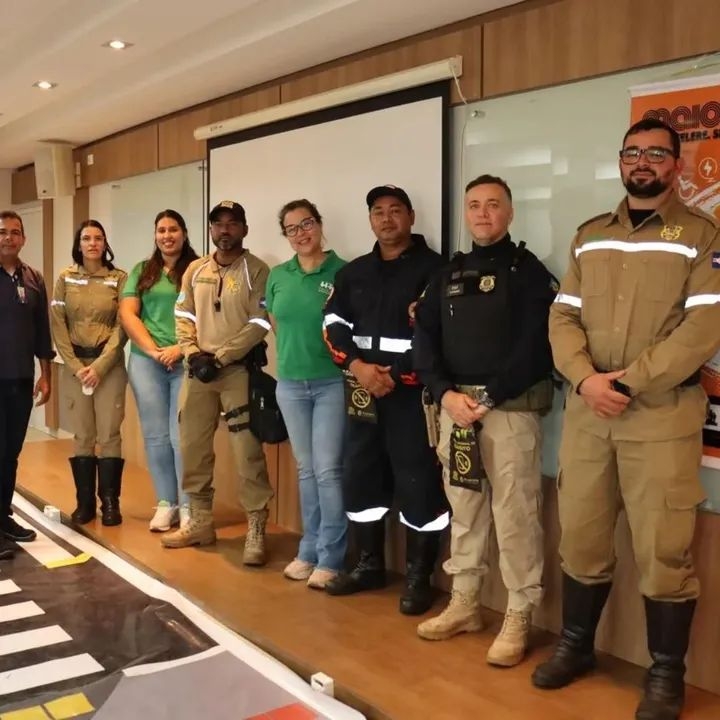 Polícia Rodoviária Federal de Três Lagoas participa de evento em alusão ao Maio Amarelo no Hospital Auxiliadora