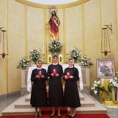 Ex-coroinha de paróquia de Andradina professa votos em congregação religiosa
