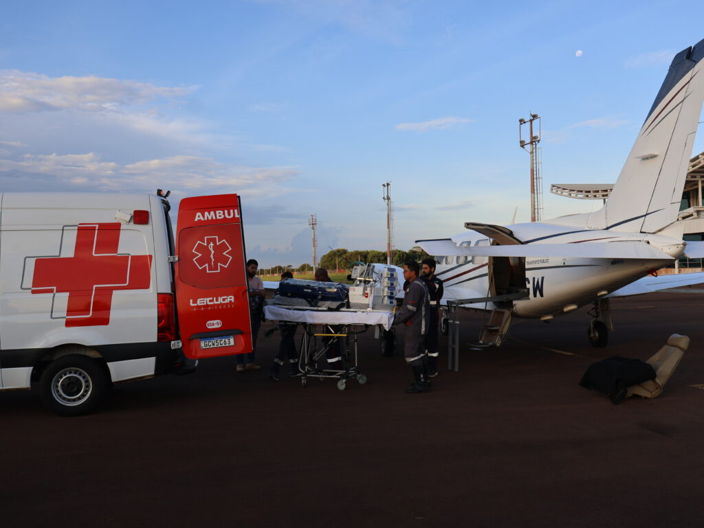 Hospital Auxiliadora de Três Lagoas recebe recém-nascido transportado por via aérea e reforça capacidade em UTI Neonatal