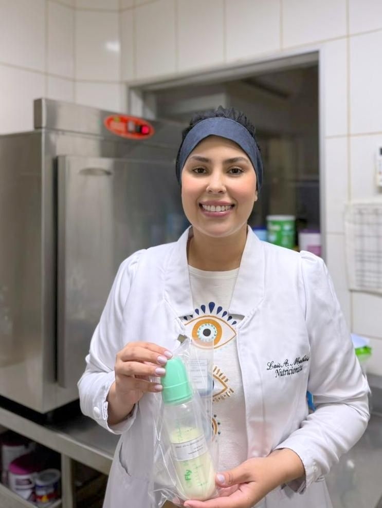 A cada 3 horas, 80 mamadeiras saem do lactário da Santa Casa de Araçatuba para alimentar bebês em recuperação no hospital
