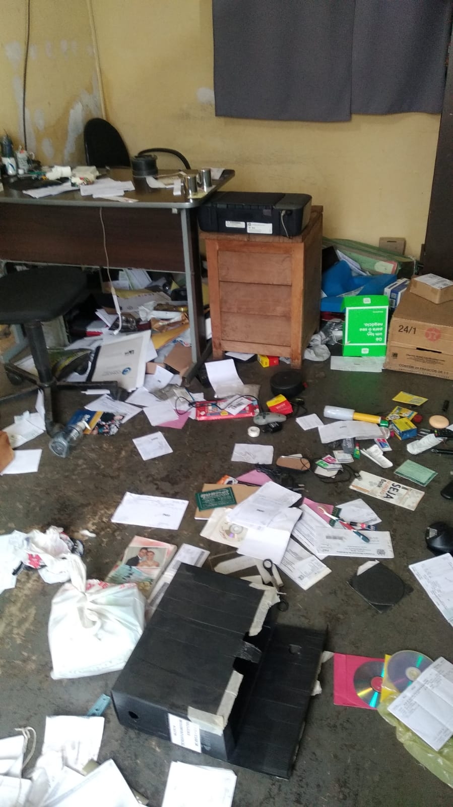 Polícia Civil de Andradina investiga furto de notebook, celular e dinheiro em estabelecimento comercial