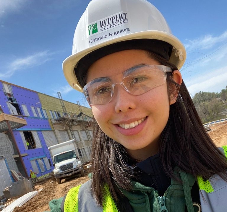 Engenheira Civil formada no UniSALESIANO de Araçatuba atua em construtora dos Estados Unidos