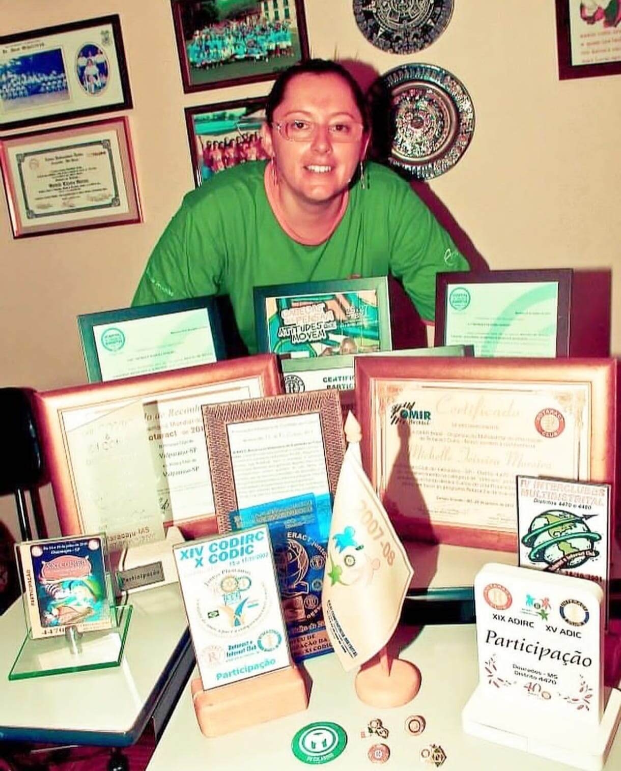 Michelle Teixeira, moradora de Valparaíso, pratica o voluntariado desde criança