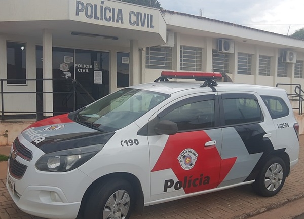 Estelionato - casal é preso pela Polícia Militar tentando aplicar golpe dentro de agência bancária em Guararapes