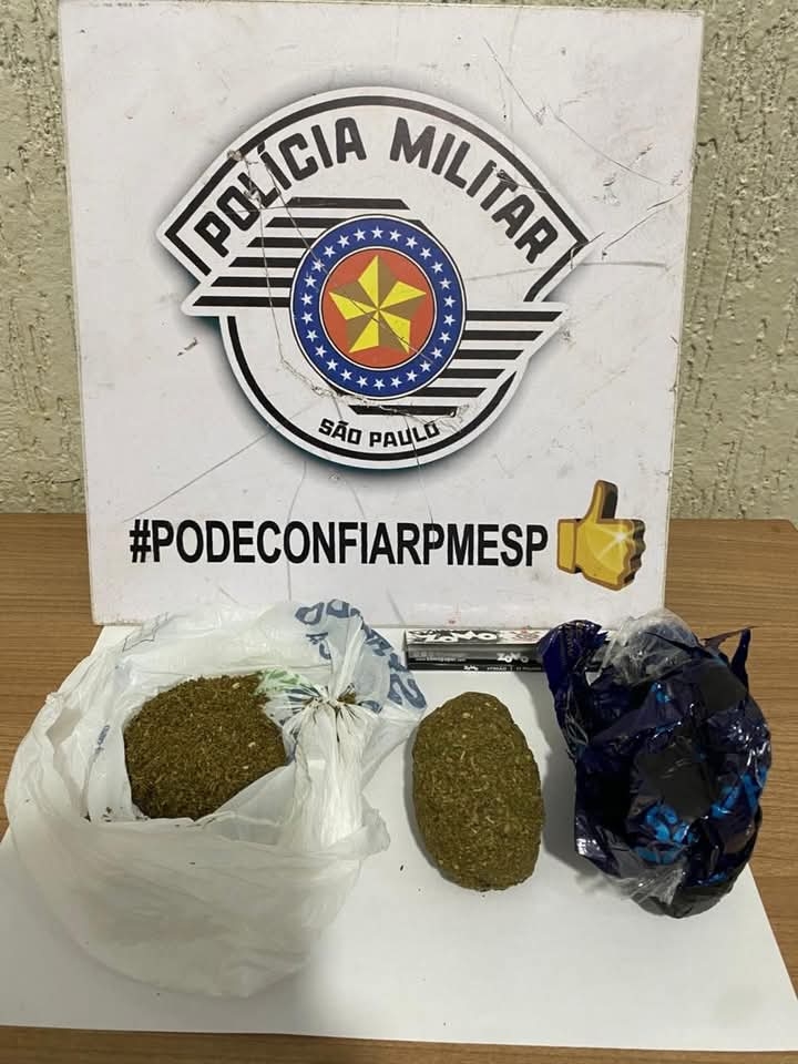 Mulher é Presa pela Polícia Militar por Tráfico ao Tentar Entrar com Droga em Penitenciária de Lavínia