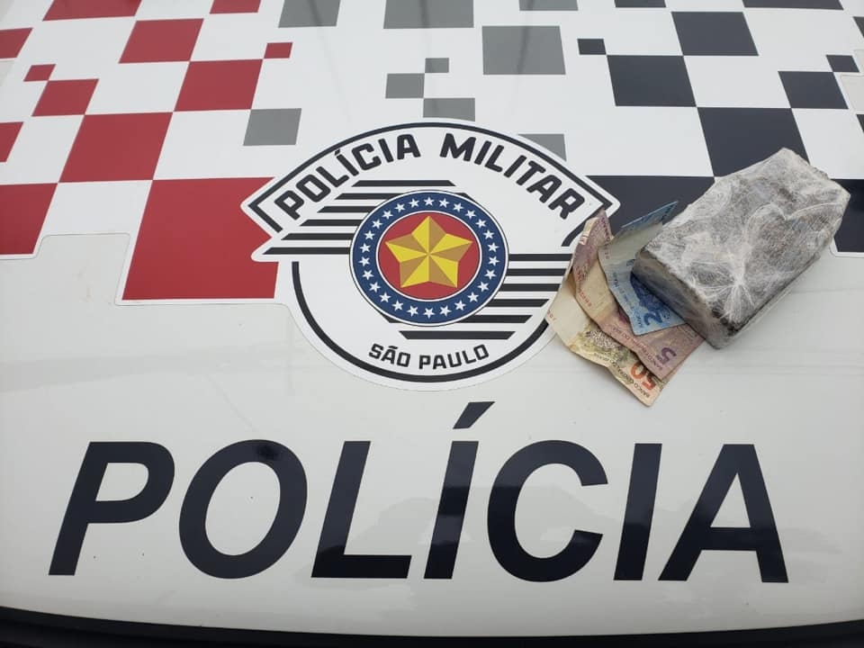 Morador de Andradina é preso em Castilho no ônibus do Expresso Adamantina voltando com tijolo de maconha