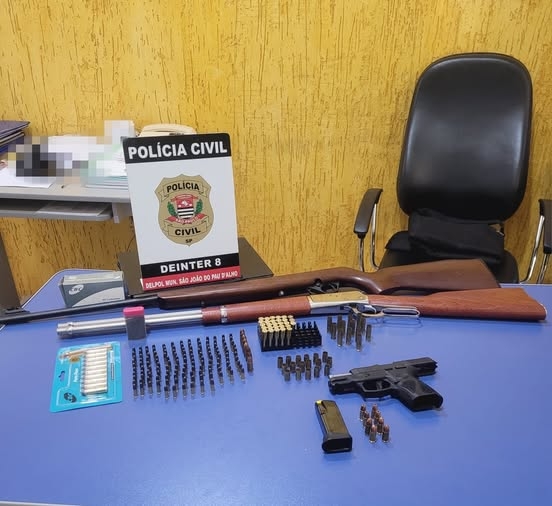 POLÍCIA CIVIL CUMPRE MANDADO DE BUSCA E APREENDE ARMAS E MUNIÇÕES EM SÃO JOÃO DO PAU D'ALHO
