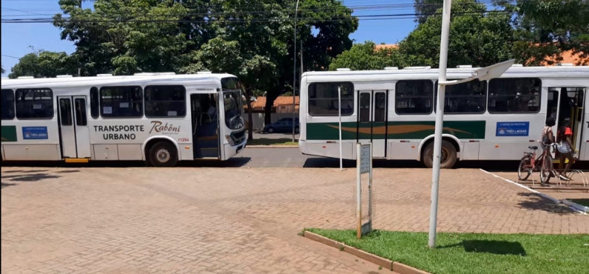 Em TL Passageiros do Transporte Coletivo na Praça Ramez Tebet reclamam de abordagens dos moradores de rua