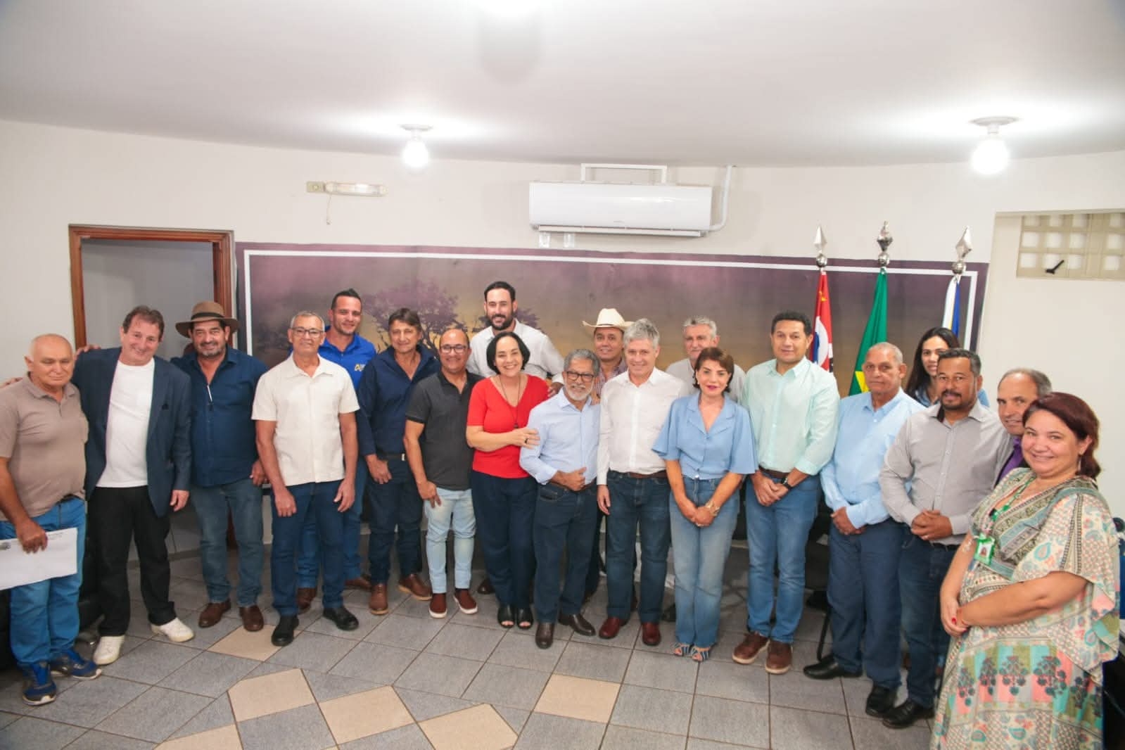 Castilho recebe ministro do Desenvolvimento Agrário em agenda de fortalecimento rural