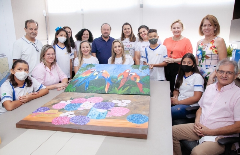 Escolas apresentam projetos de artes plásticas e literatura na Terra do Rei do Gado