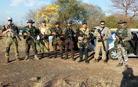 Após denúncia fazendeiro de Buritama é autuado por porte ilegal de armas e por manter animais silvestre em sua residência