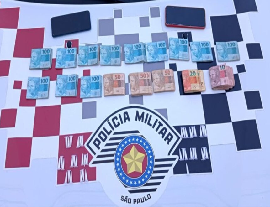 Polícia Militar de Valparaiso prendeu homem com droga e com quase 16 mil reais