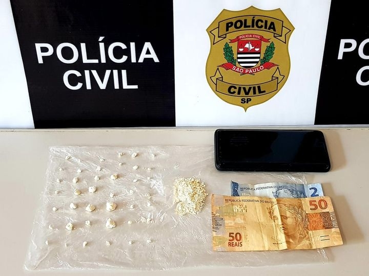 DISE de Andradina prendeu indivíduo com 42 pedras de crack, alvo de investigação Jardim Santa Cecília