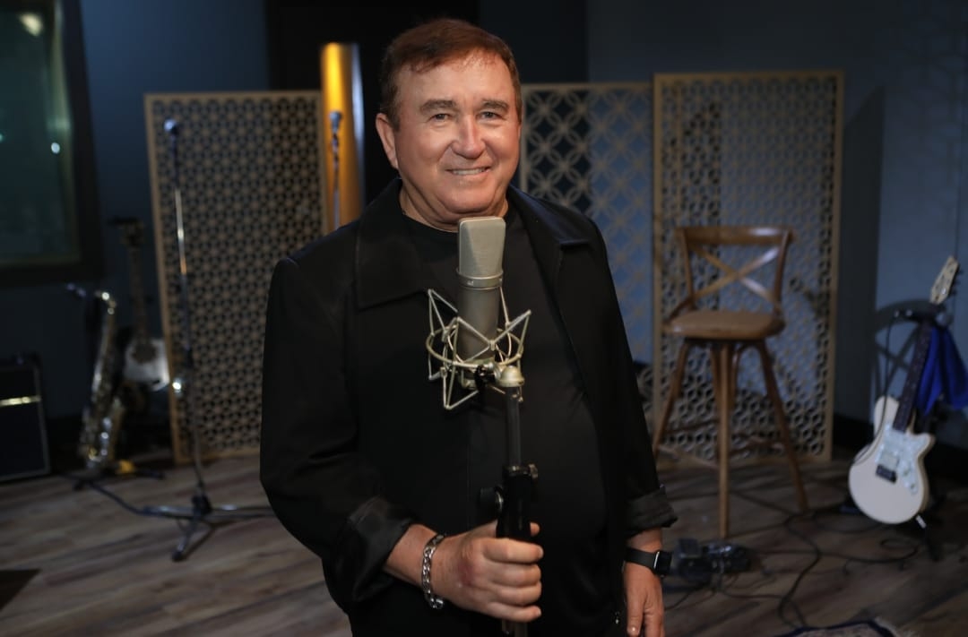 Amado Batista fará show inédito em Castilho dia 6 de setembro