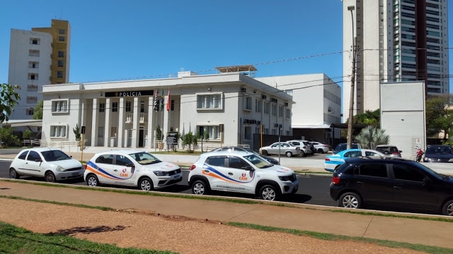 “Cuidador de carros” é suspeito de importunação sexual ao lado de choperia em Araçatuba