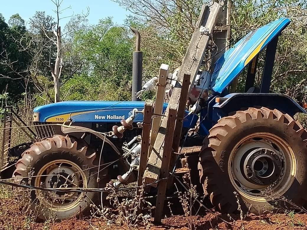 Tratorista é salvo por milagre de acidente com trator em Castilho